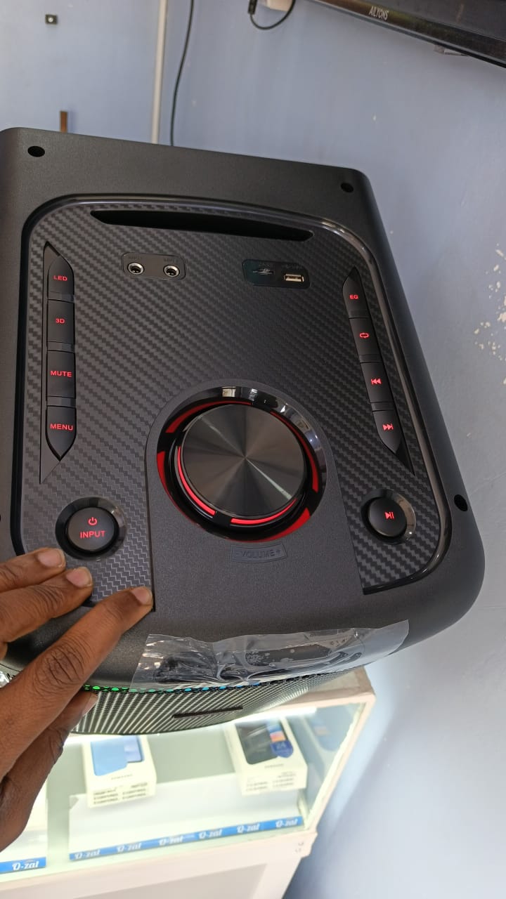 SEA PIANO Subwoofer With BASS and 2 Tower Speakers 995. 2.1