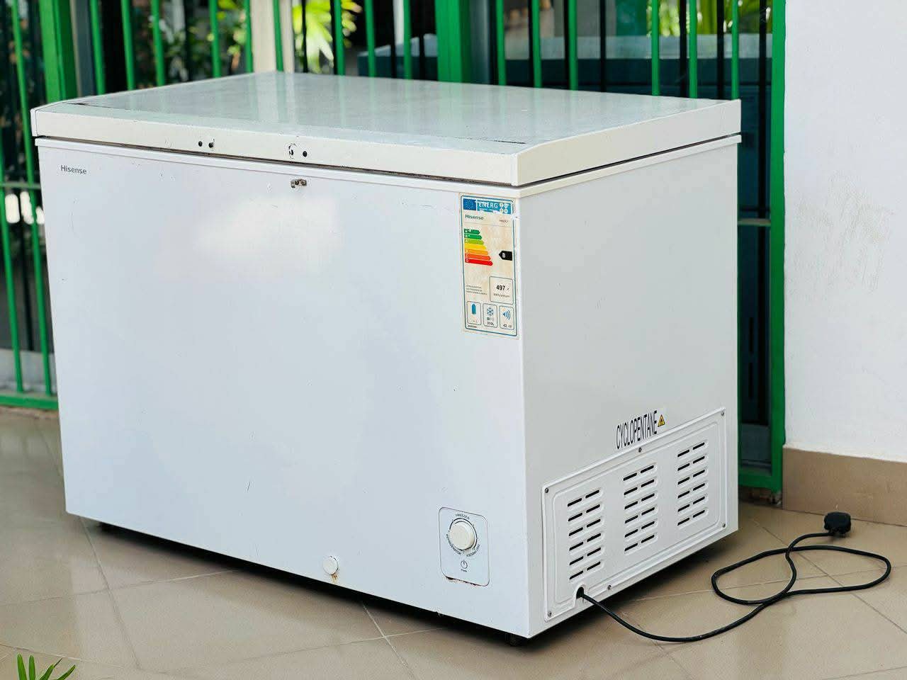 Hisense freezer H390CF 310Litres