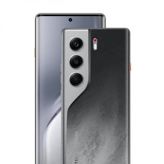 Tecno Camon 40 Pro