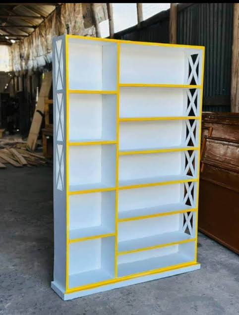 KABATI LA VIATU NA MIKOBA