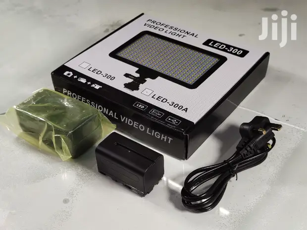 LED-300 On-camera Professional Video Light