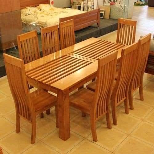 Dining table with 8 chair
