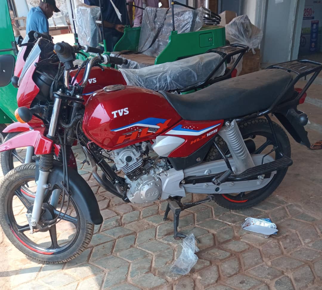 Tvs HLX 125