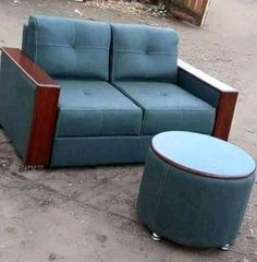 Single Sofa + table